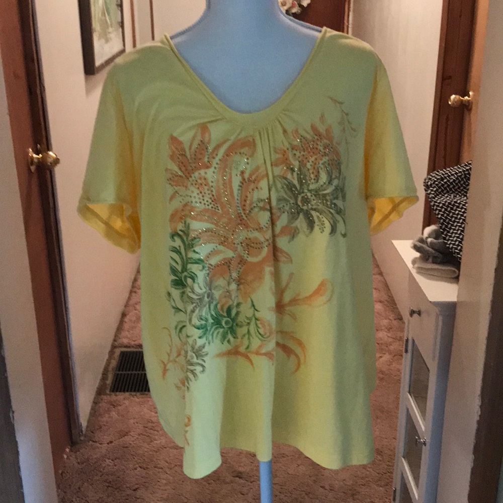 Women’s yellow top